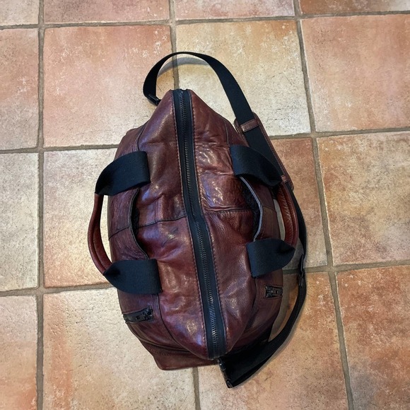 ROGUE VINTAGE LEATHER SHERPA LINES WEEKENDER BAG - Picture 4 of 10